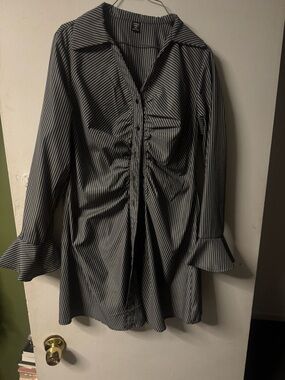 Gray and White Pinstripe Ruched Button-Up Dress Shirt